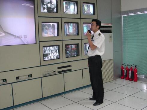 手持對(duì)講機(jī)選購(gòu)要注意什么？
