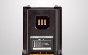 如何給對講機(jī)充電？